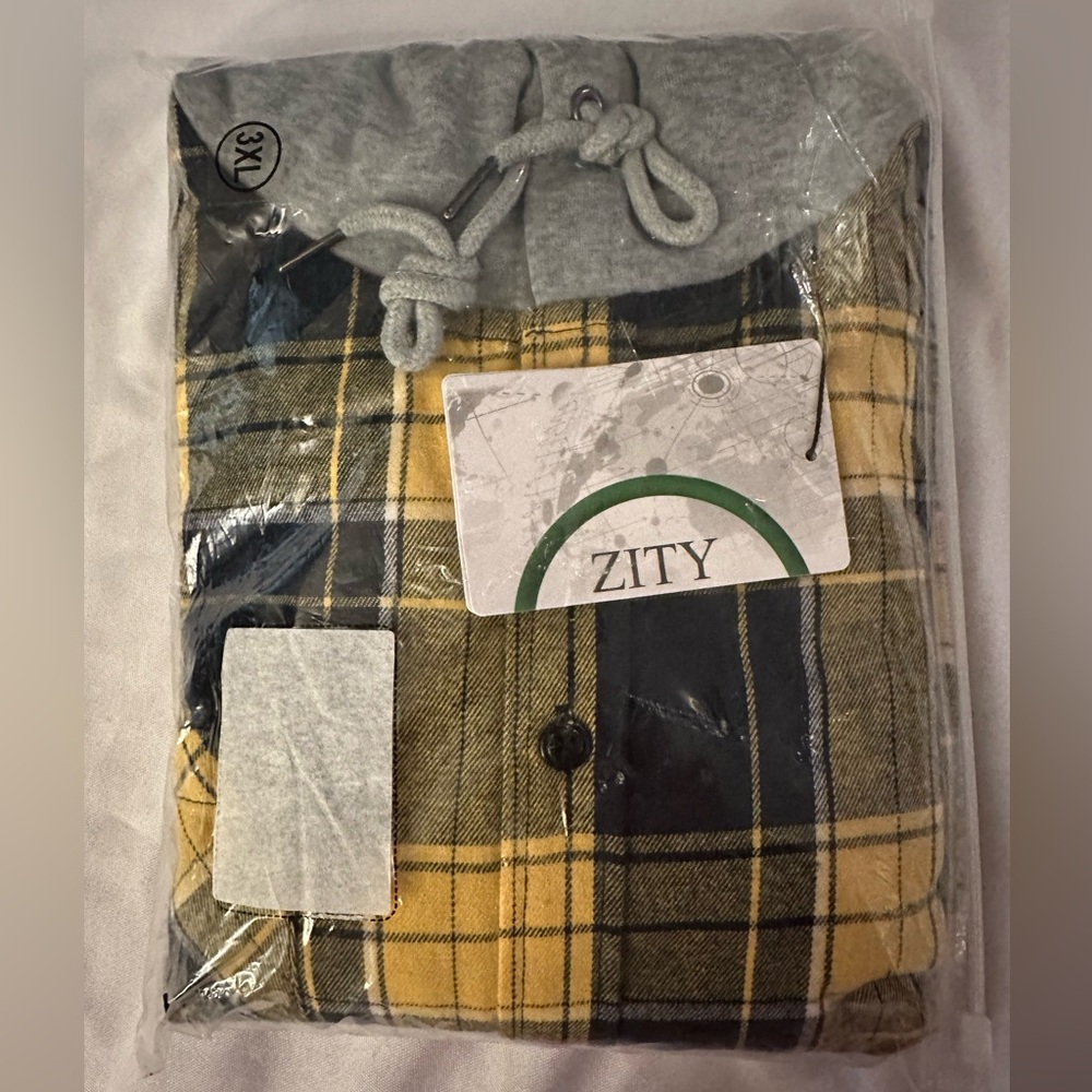 Zity flannel plaid men’s button up shirt. NWT size 3XL